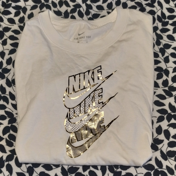 Nike Shine Futura T-Shirt, Women's Small - Picture 2 of 3